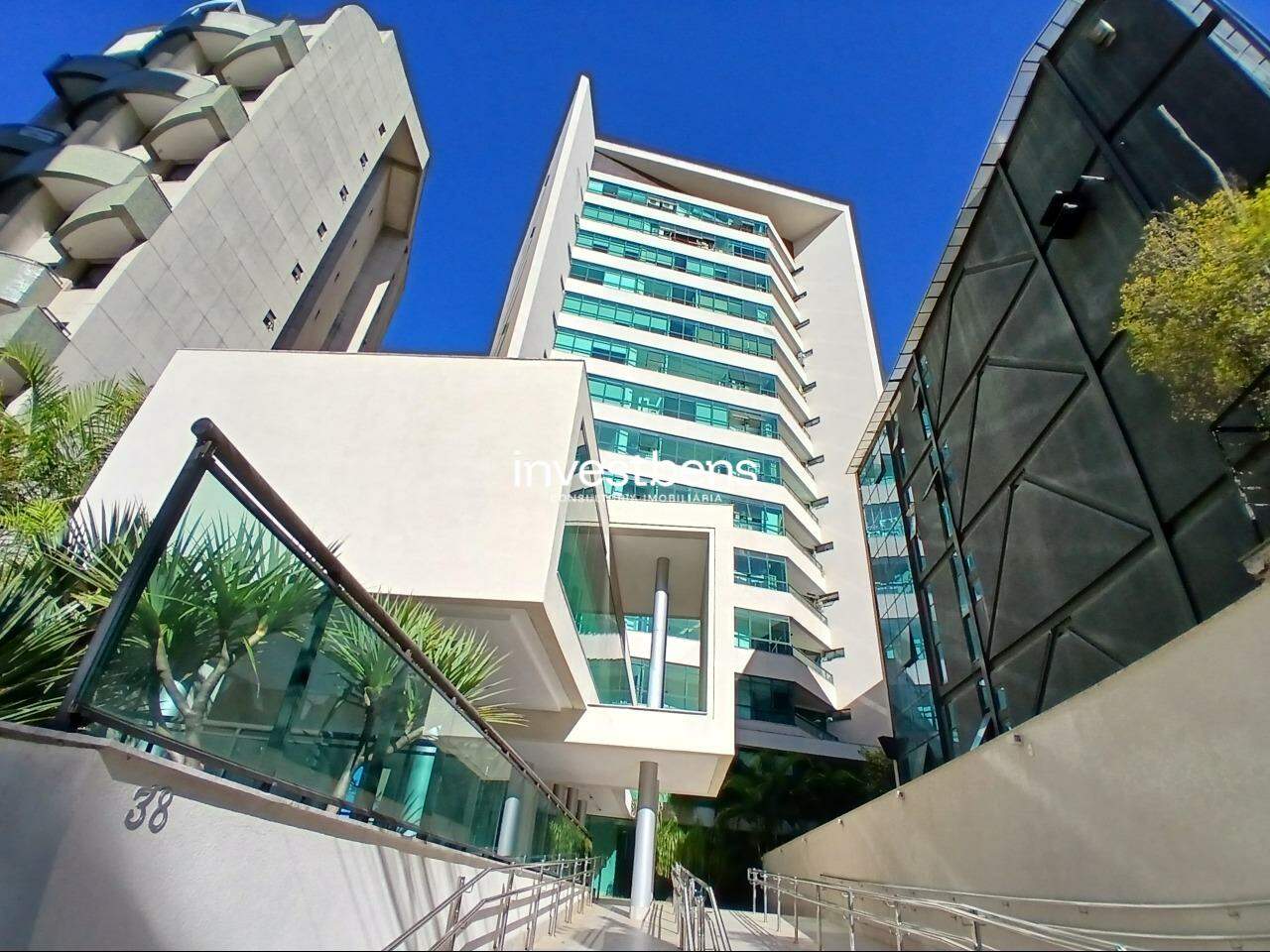 Sala à venda no Vila da Serra: 