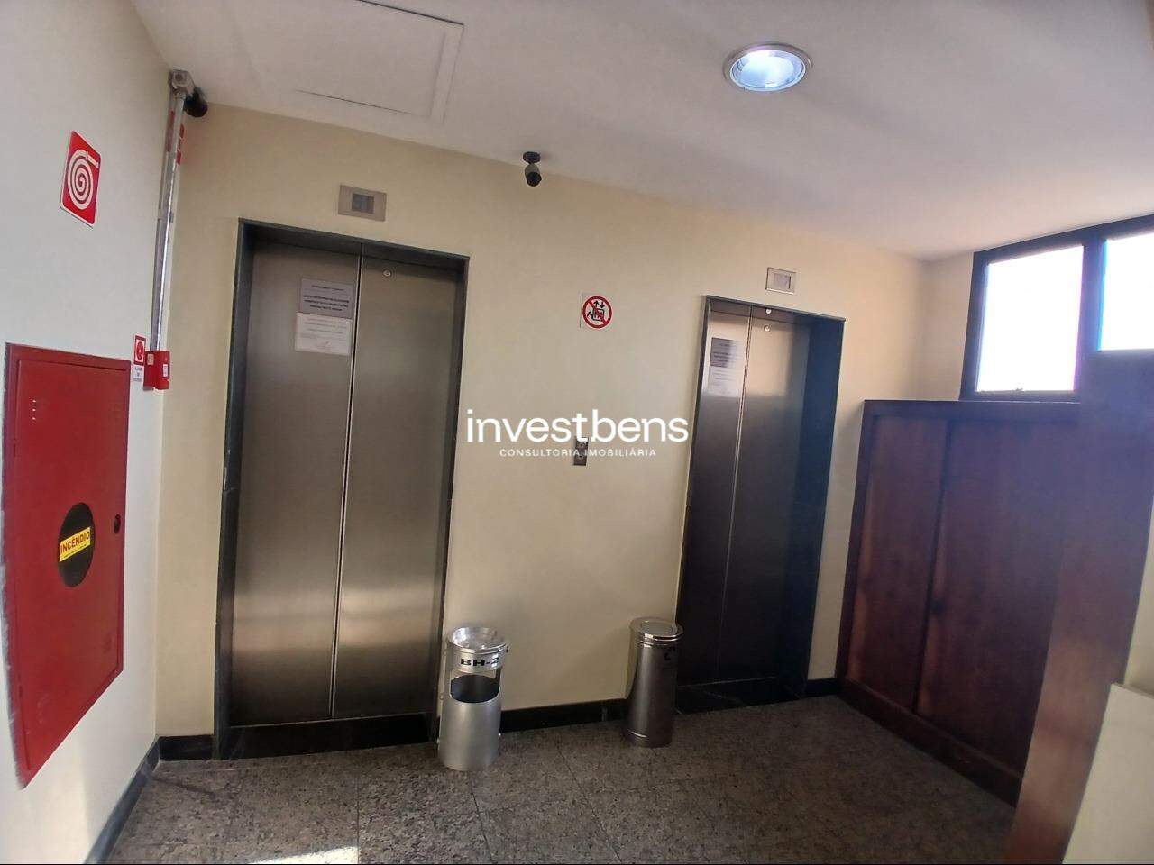 Sala à venda no Belvedere: 