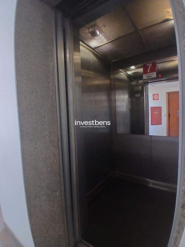 Sala para aluguel no Santo Agostinho: 