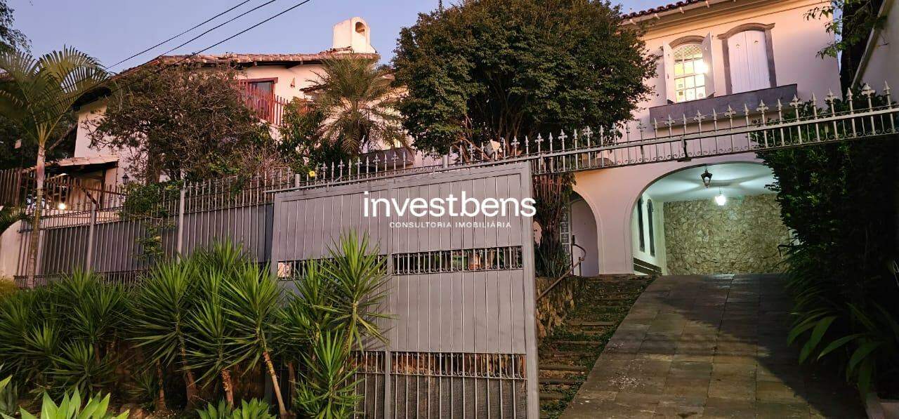 Casa à venda no Belvedere: 