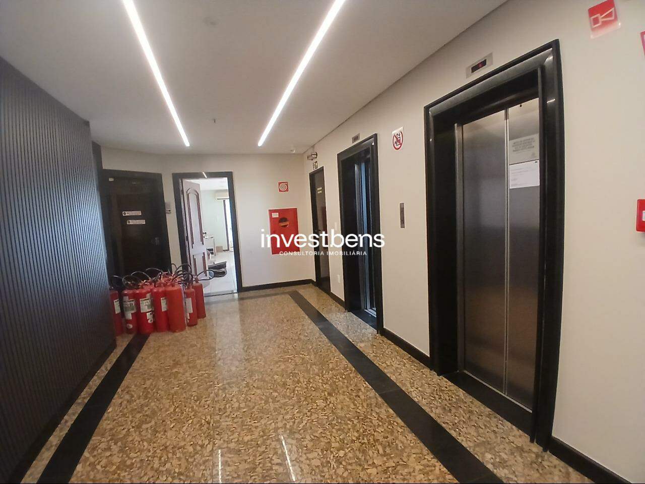 Sala para aluguel no Barro Preto: 