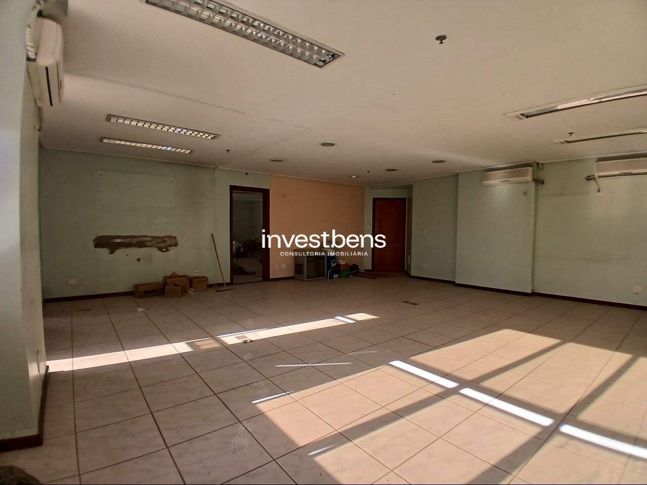 Sala para aluguel no Barro Preto: 