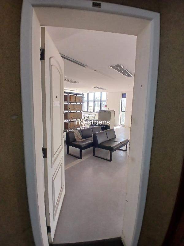 Sala para aluguel no Barro Preto: 