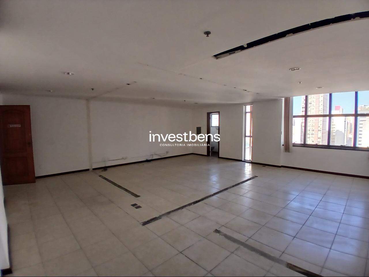 Sala para aluguel no Barro Preto: 