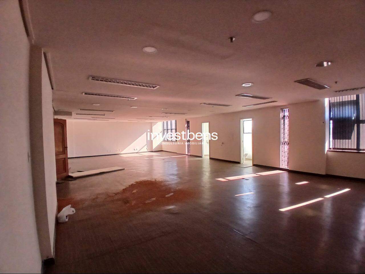 Sala para aluguel no Barro Preto: 
