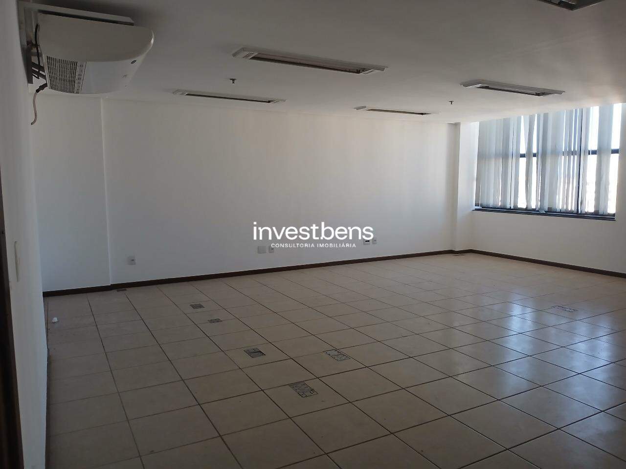 Sala para aluguel no Barro Preto: 
