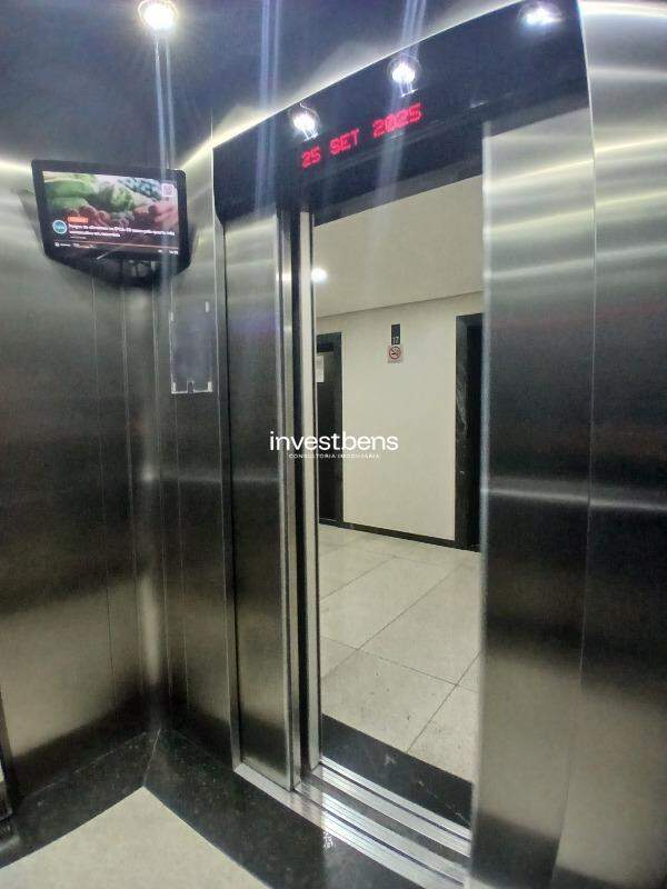 Sala para aluguel no Centro: 