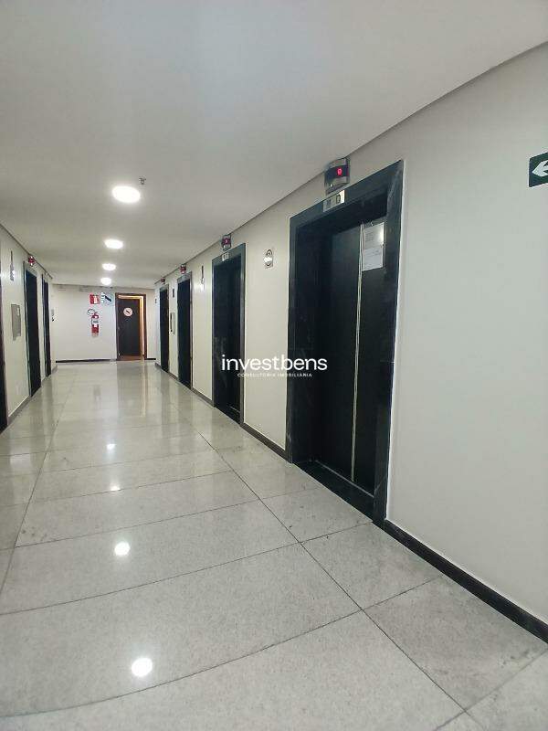 Sala para aluguel no Centro: 