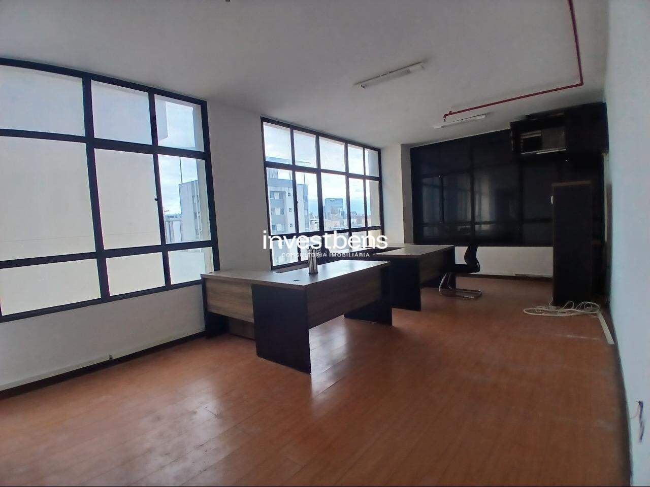 Sala para aluguel no Centro: 