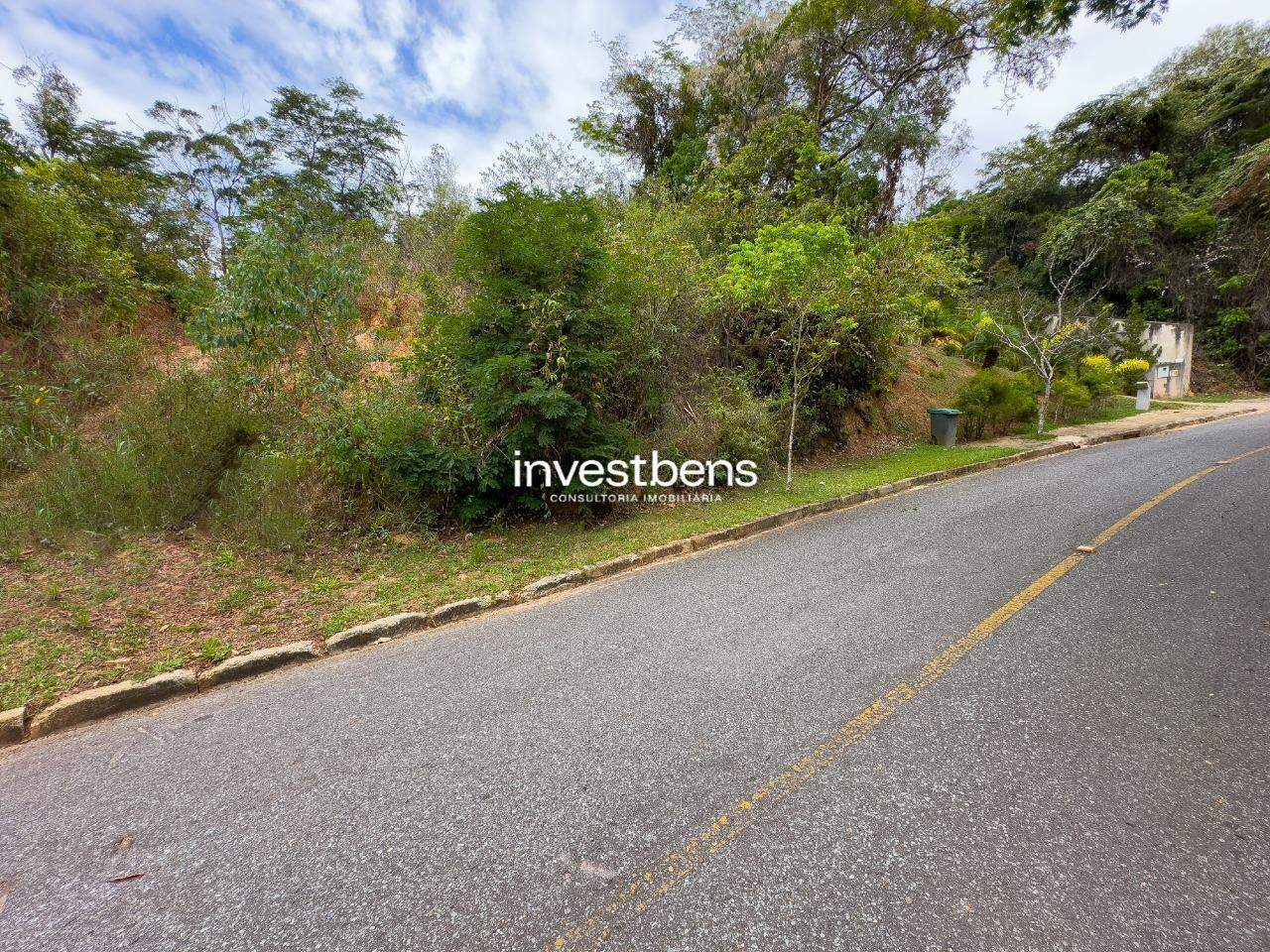 Lote em condomínio à venda no Quintas Do Sol: 