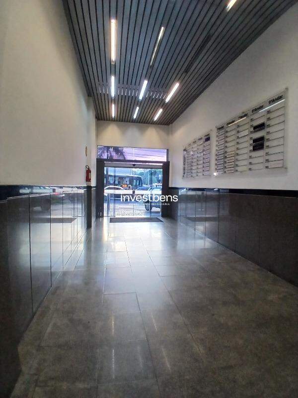 Sala à venda no Carmo: 