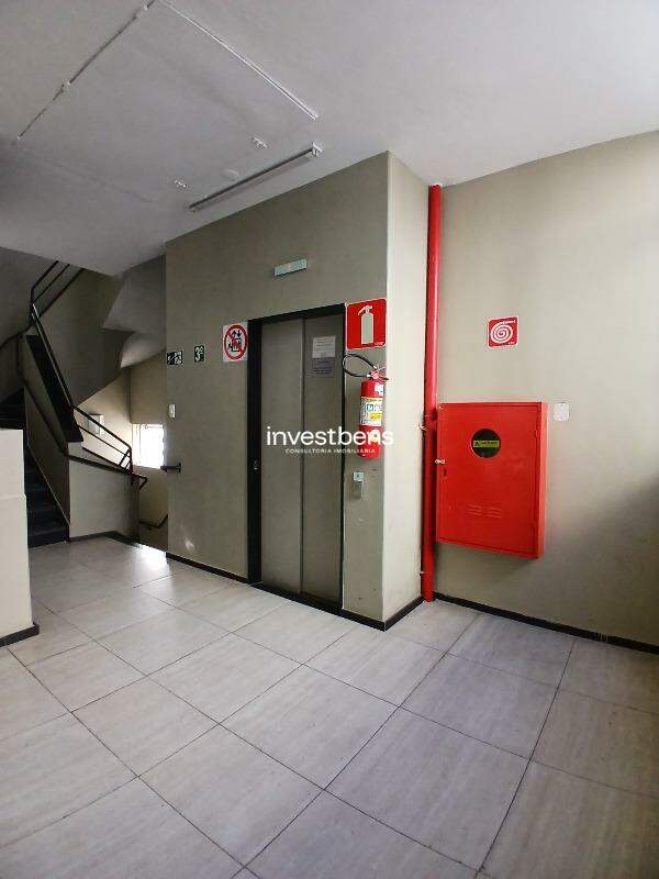 Andar para aluguel no Centro: 