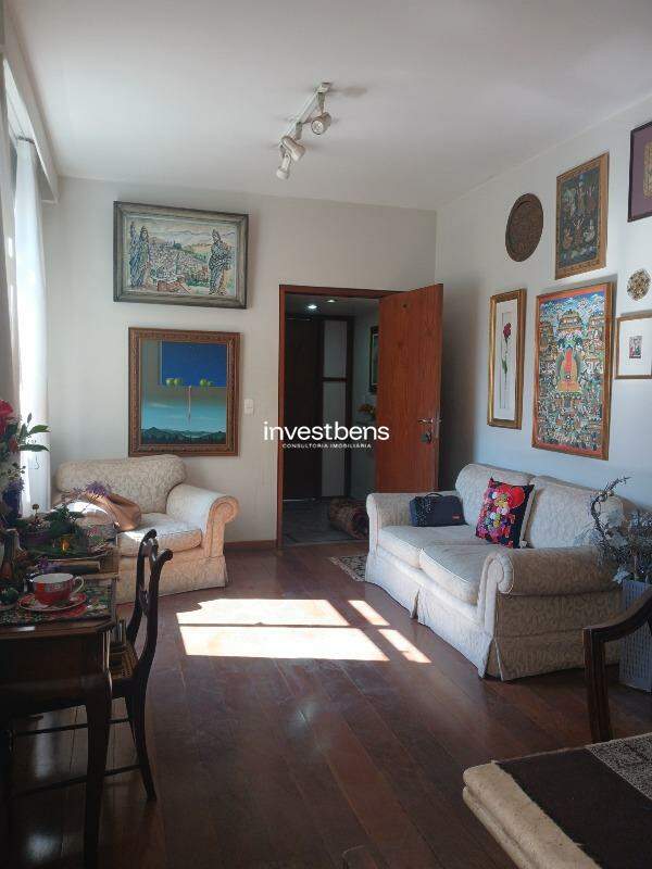 Apartamento à venda no Lourdes: 