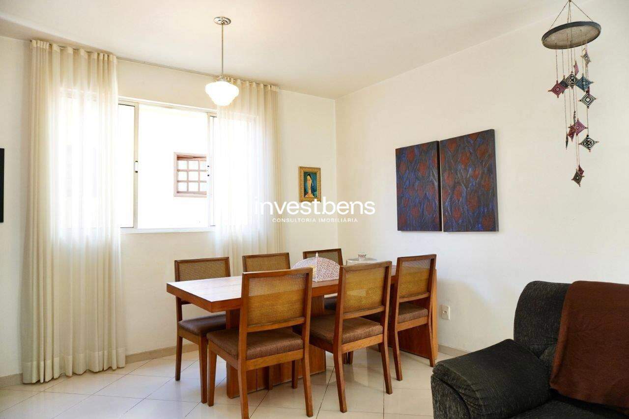 Apartamento à venda no Sagrada Família: 