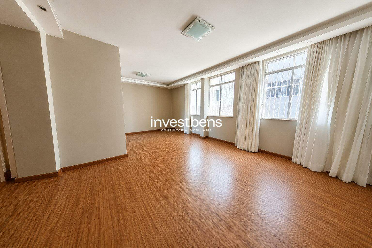 Apartamento à venda no Cruzeiro: 