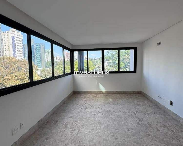 Apartamento à venda no Lourdes: 