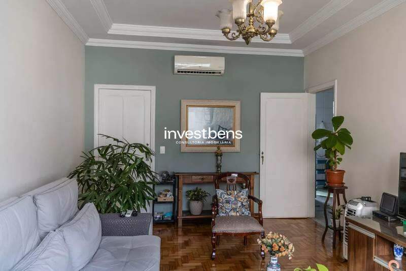 Apartamento à venda no Coração de Jesus: 