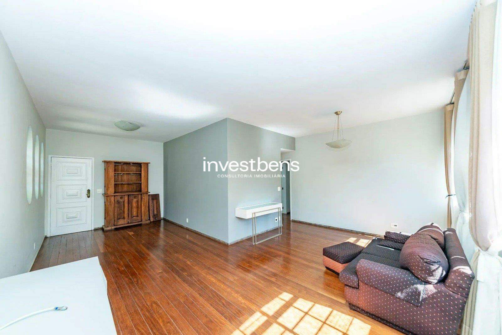 Apartamento à venda no Coração de Jesus: 