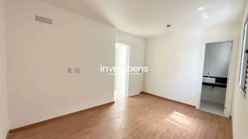 Apartamento à venda no Vila Paris: 