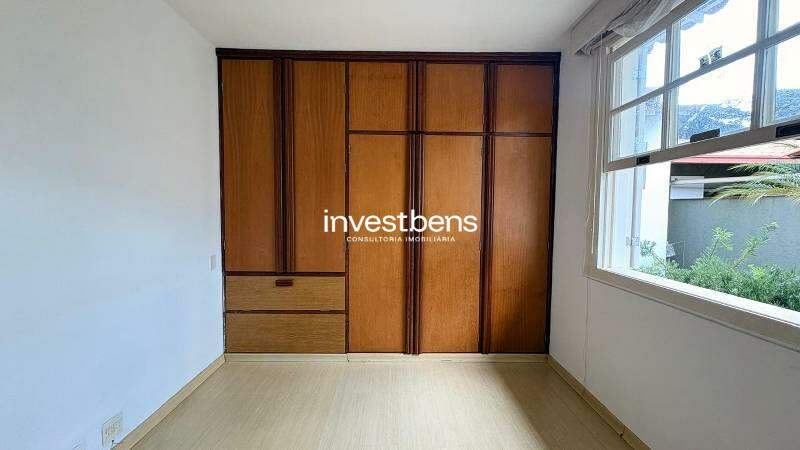 Casa à venda no Vila Paris: 