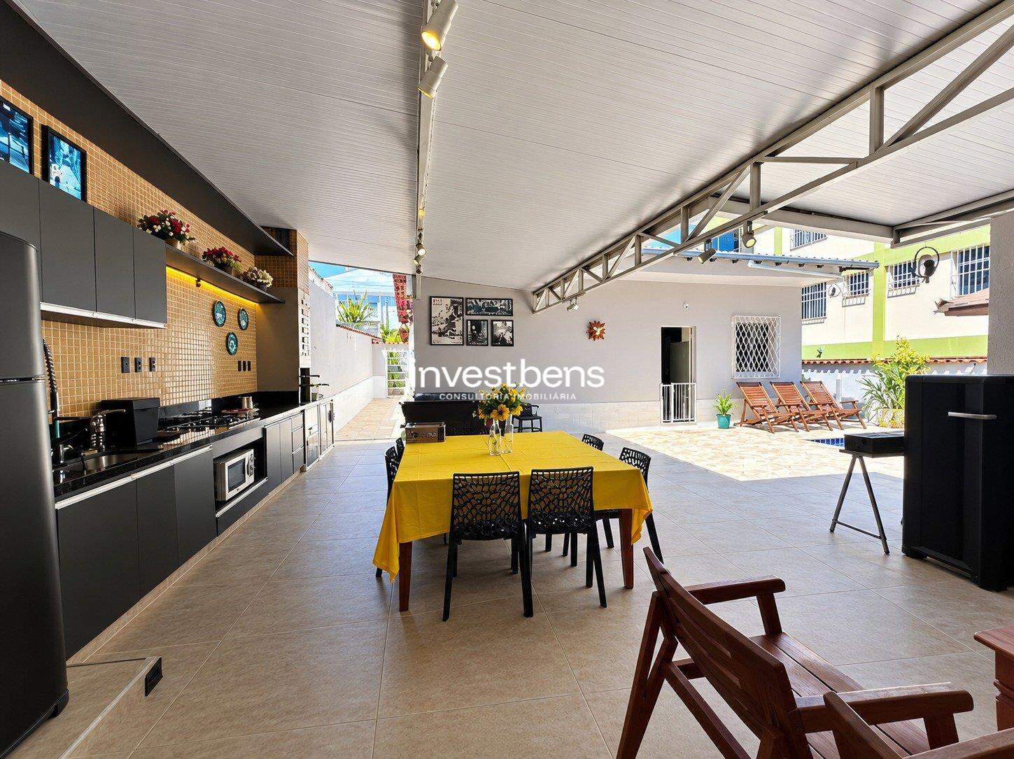 Casa à venda no Graça: 