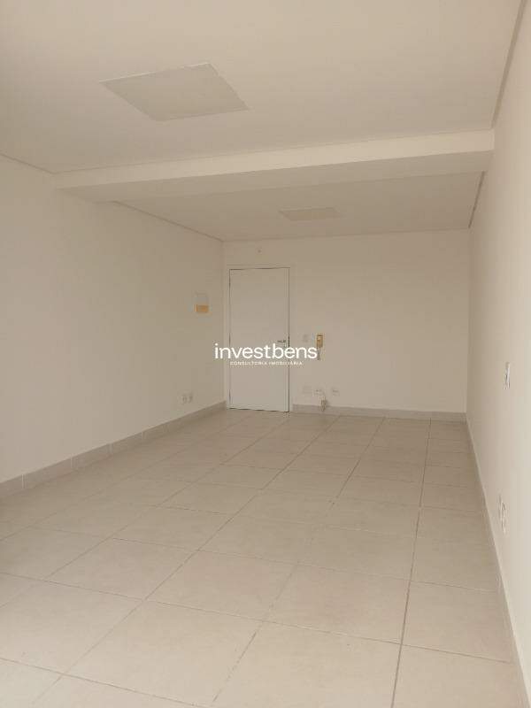 Sala para aluguel no Estoril: 