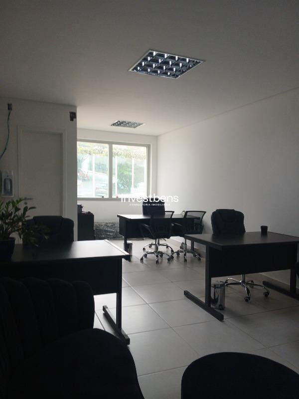 Sala para aluguel no Estoril: 