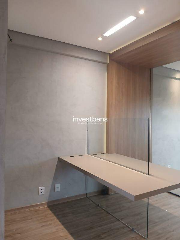 Sala para aluguel no Vila da Serra: 