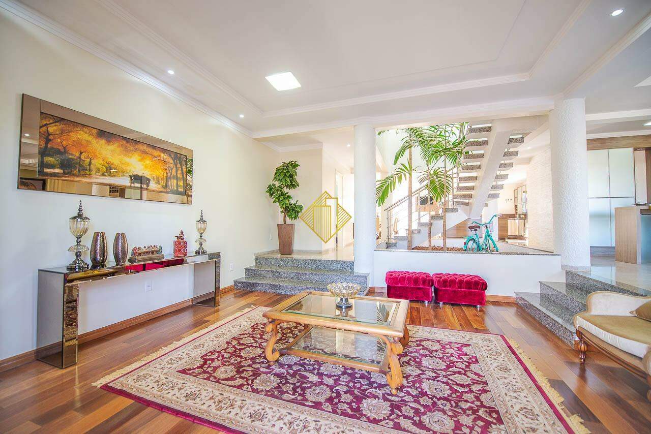 Sobrado para aluguel no Neva: 