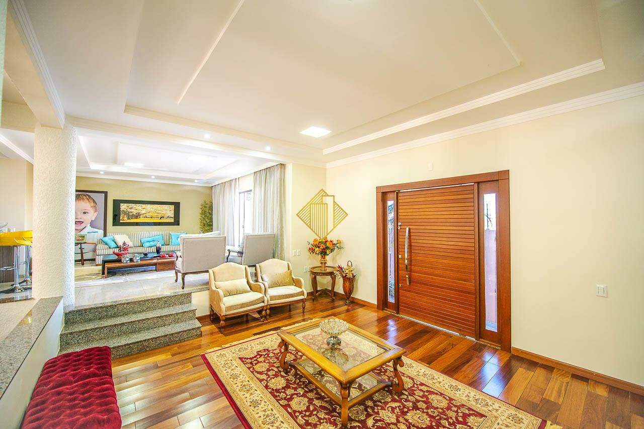 Sobrado para aluguel no Neva: 