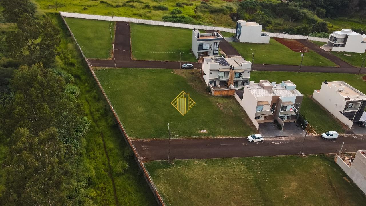 Lote à venda no Universitário: 