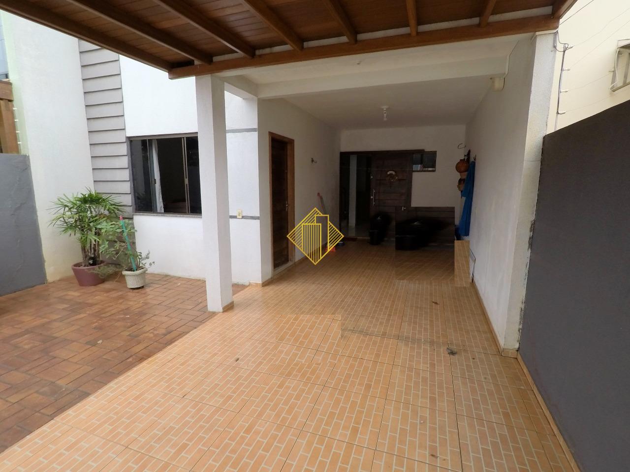 Sobrado à venda no Jardim Gisela: 