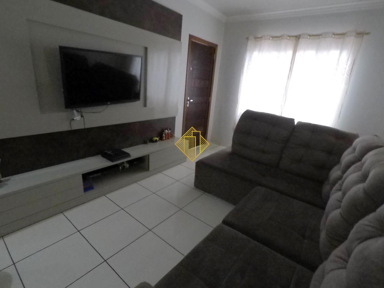 Sobrado à venda no Jardim Gisela: 