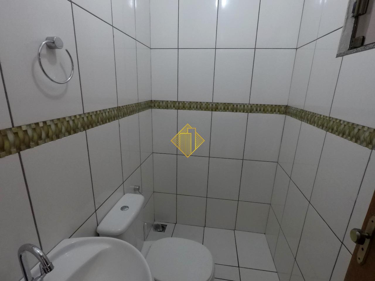 Sobrado à venda no Jardim Gisela: 