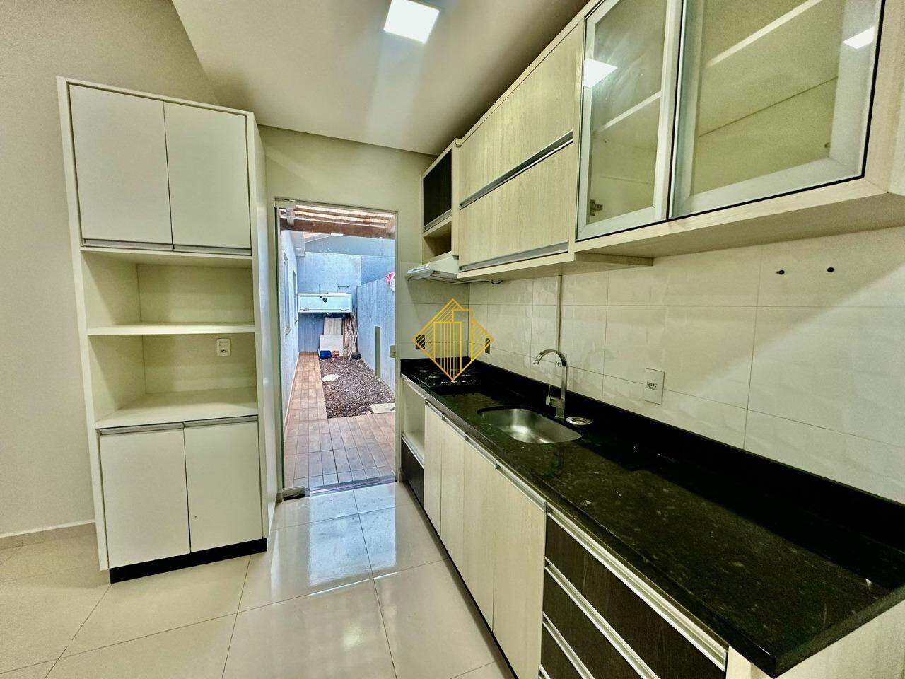 Casa para aluguel no Santa Felicidade: 