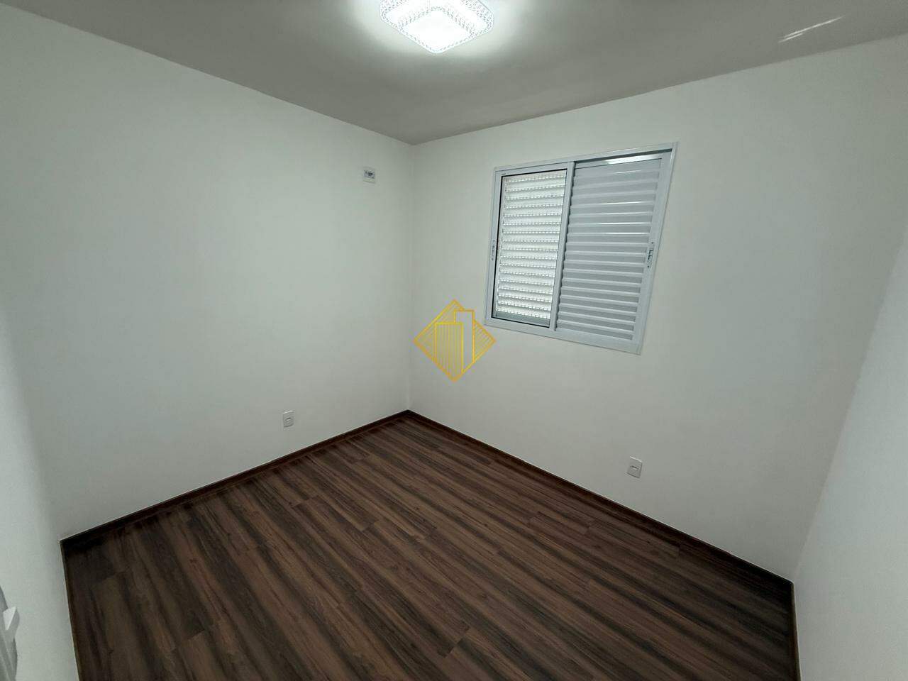 Apartamento para aluguel no Vila Industrial: 