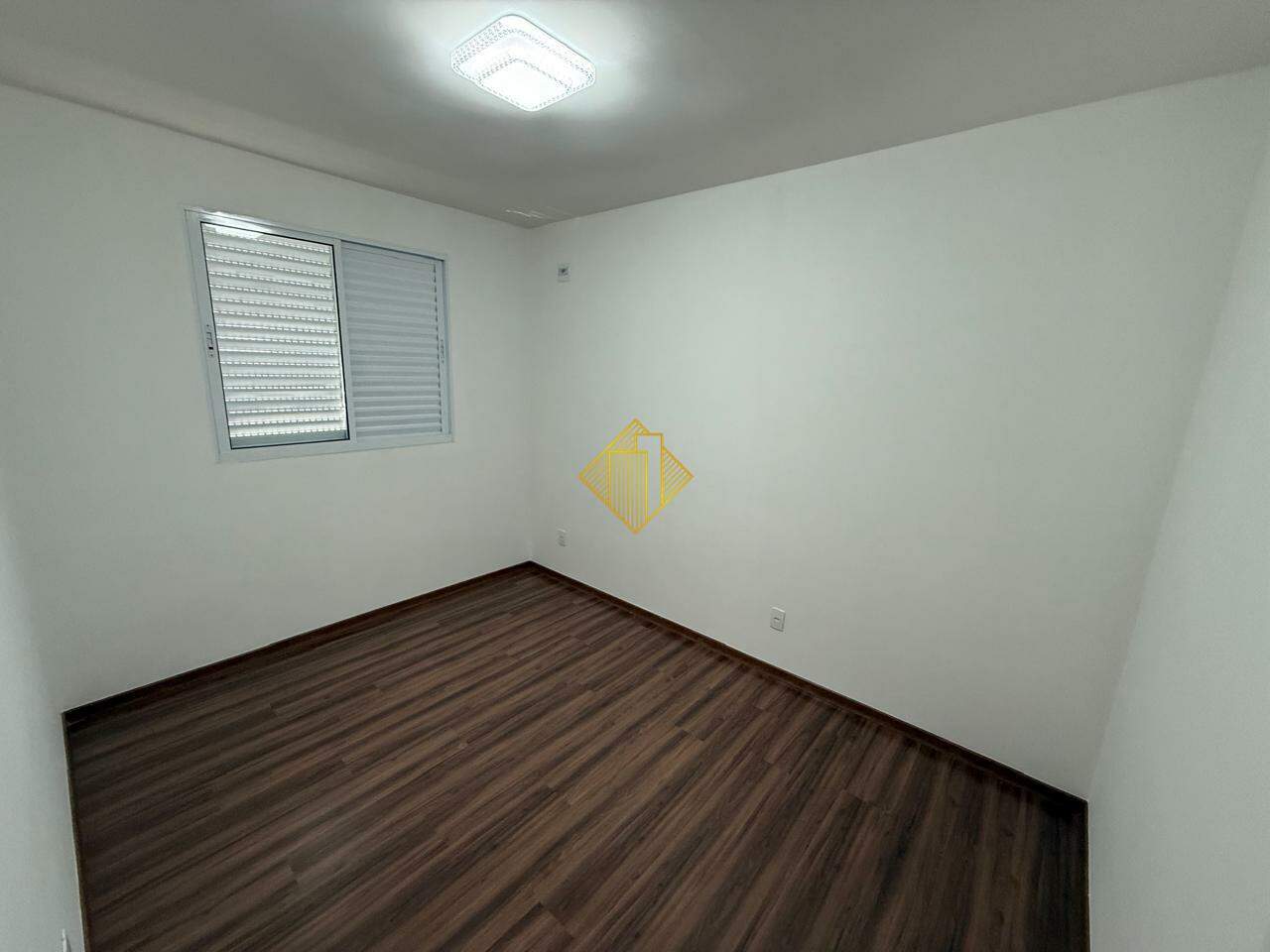 Apartamento para aluguel no Vila Industrial: 