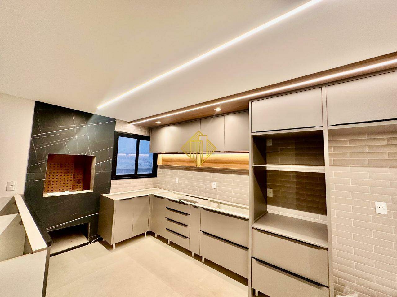 Apartamento para aluguel no Centro: 