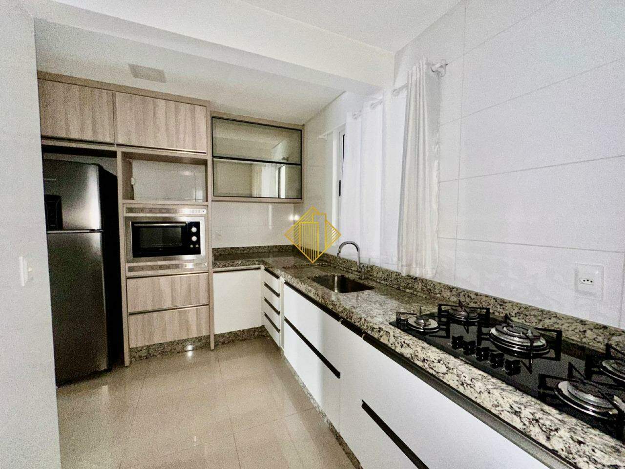 Apartamento para aluguel no Centro: 