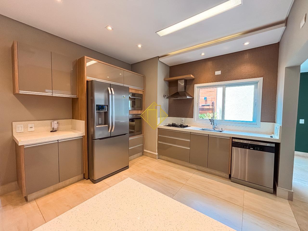 Sobrado para aluguel no Pioneiros Catarinenses: 