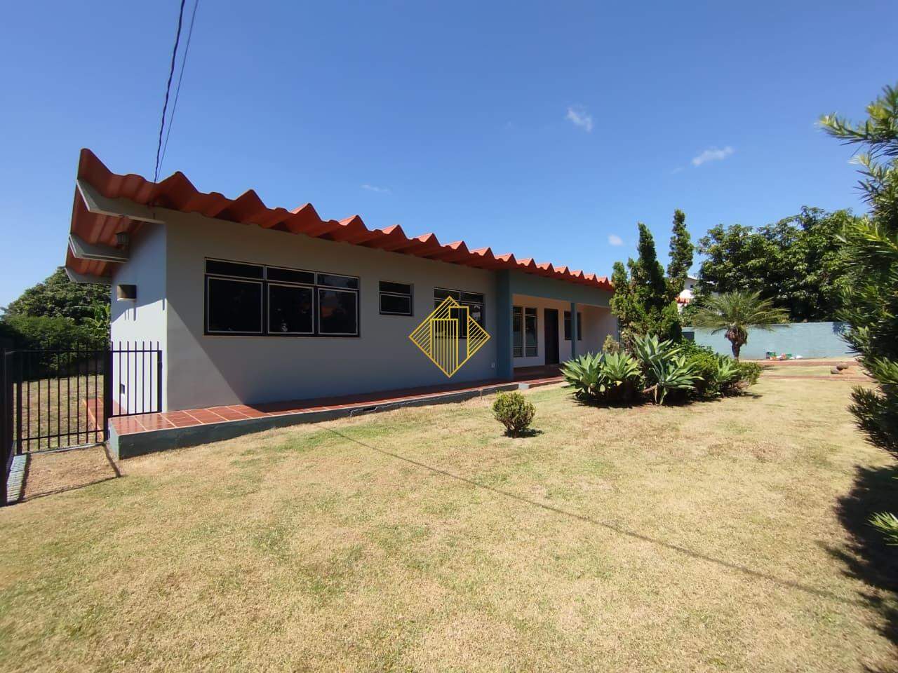 Casa para aluguel no Centro: 