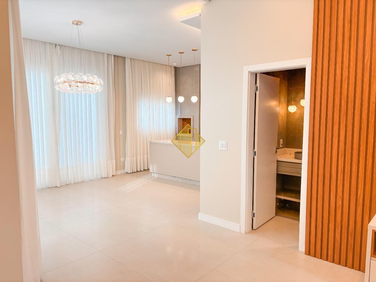 Sobrado à venda no Claudete: 