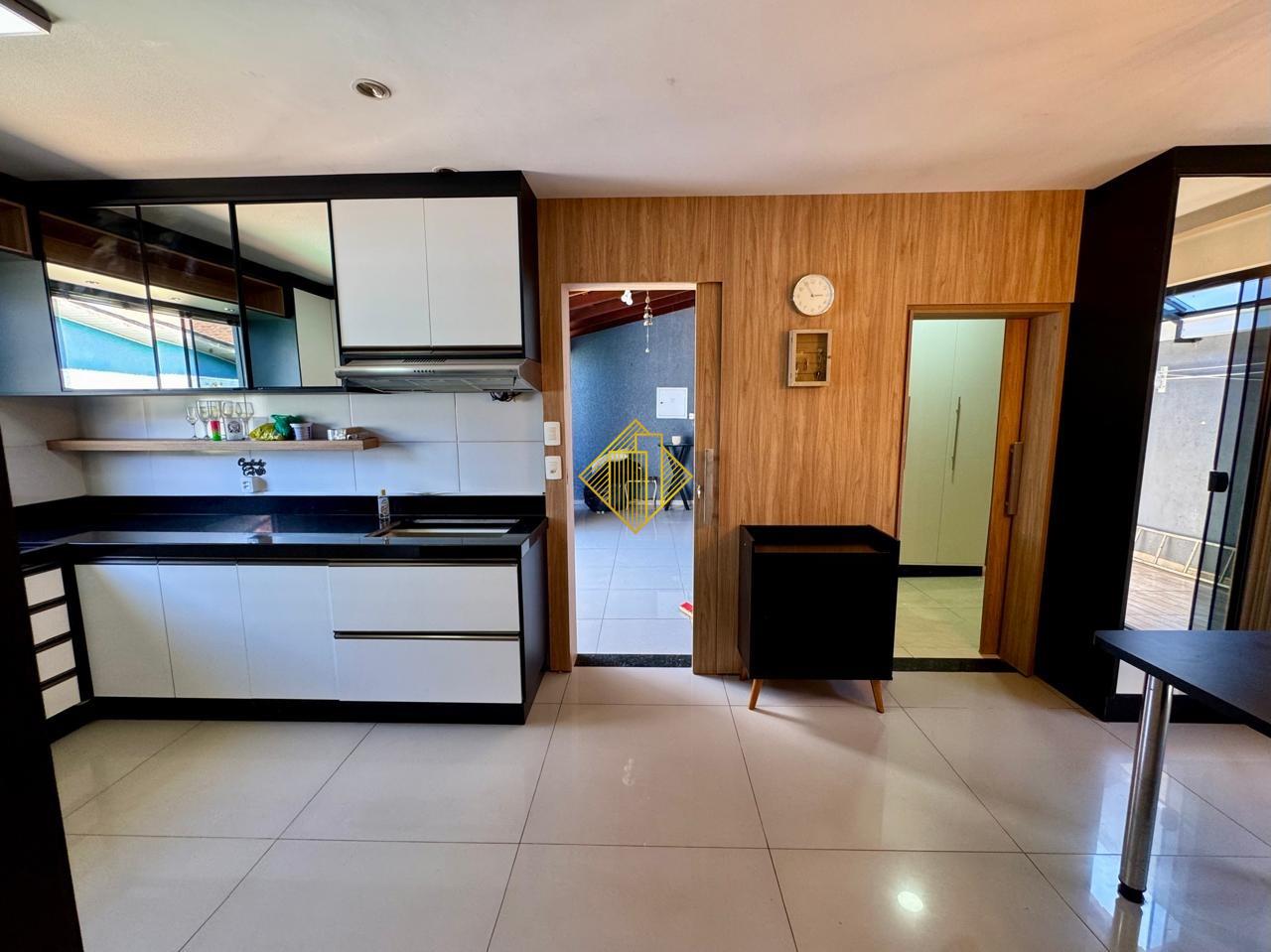 Casa para aluguel no São Cristóvão: 