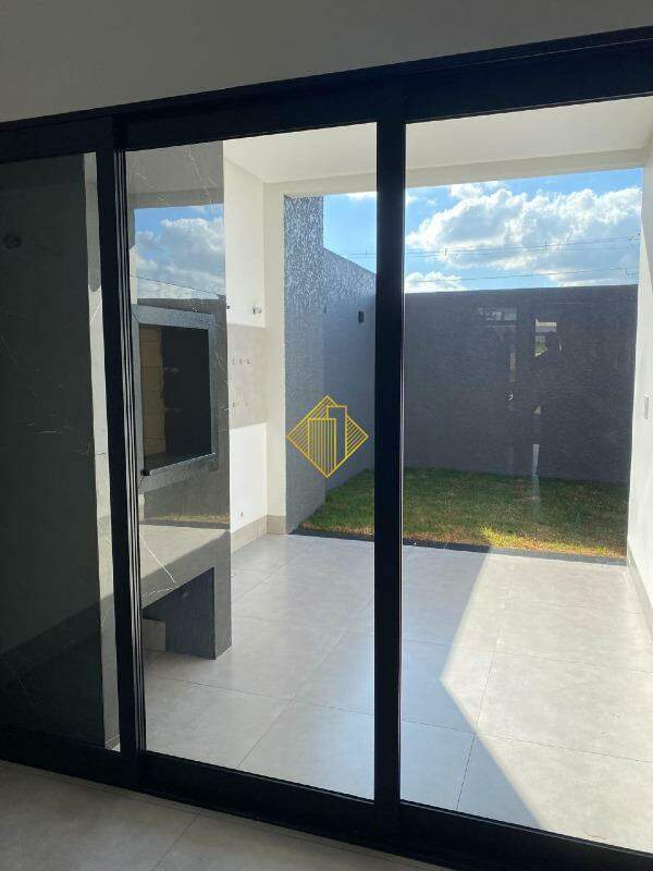 Casa à venda no Recanto Tropical: 