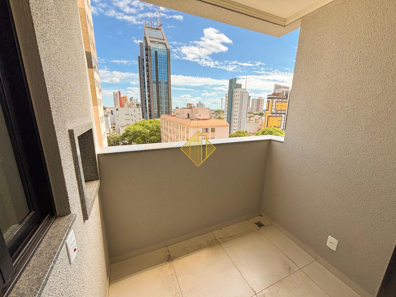 Apartamento à venda no Centro: Sacada