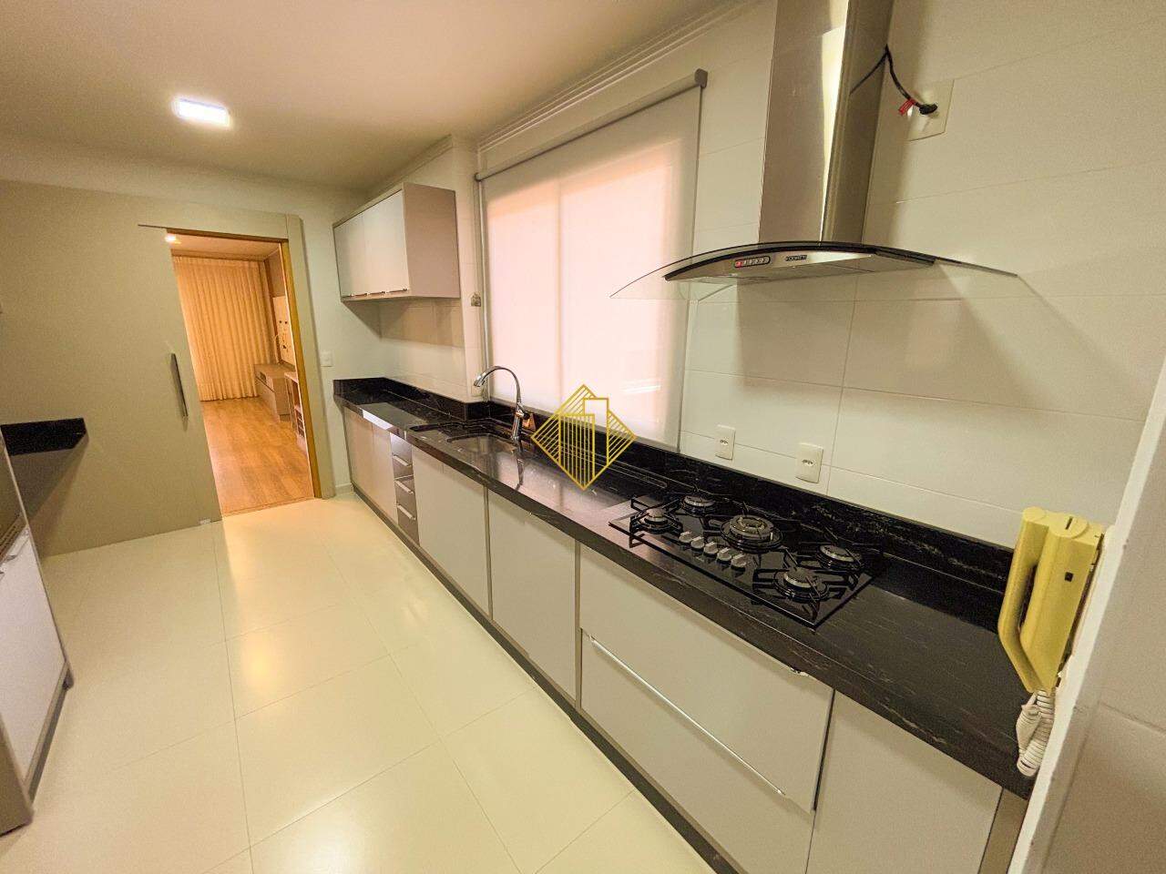 Apartamento para aluguel no Centro: 