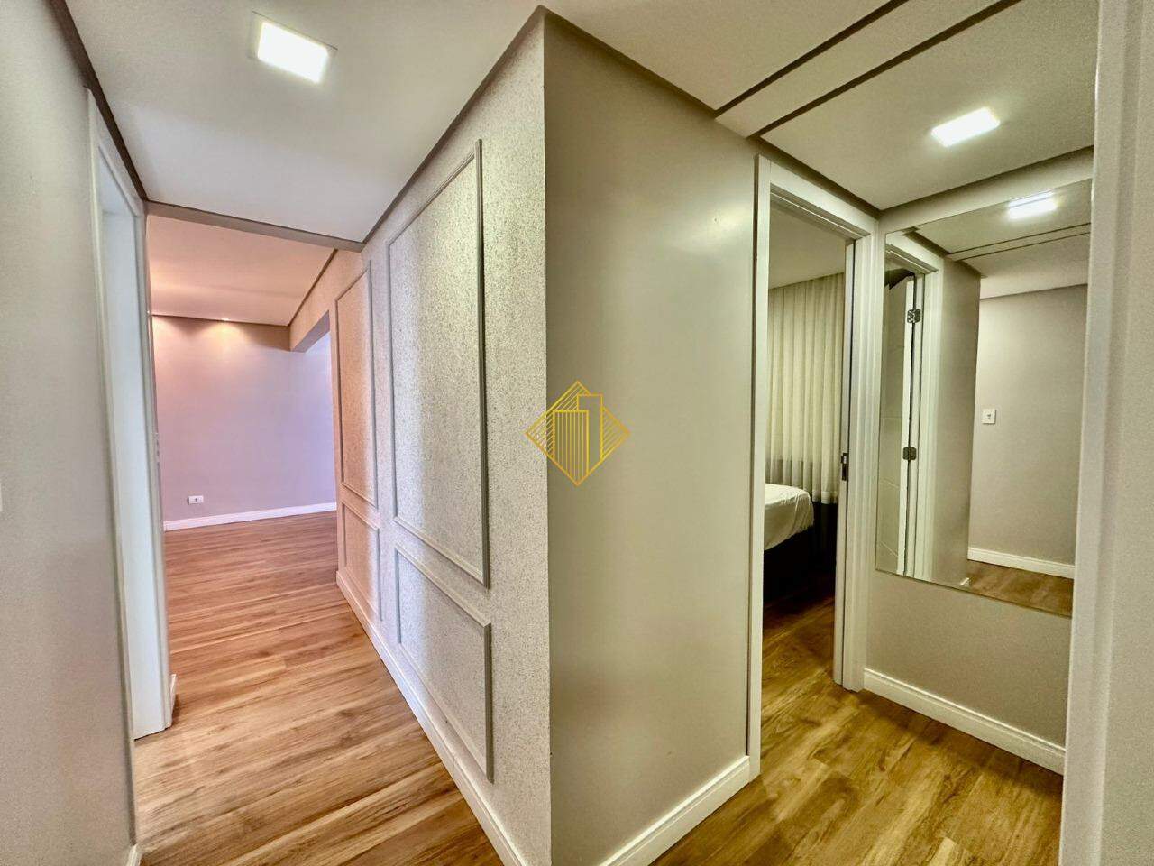 Apartamento para aluguel no Centro: 