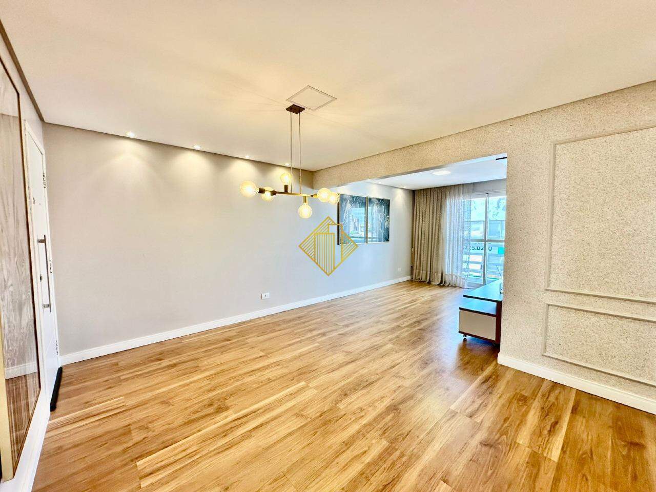 Apartamento para aluguel no Centro: 