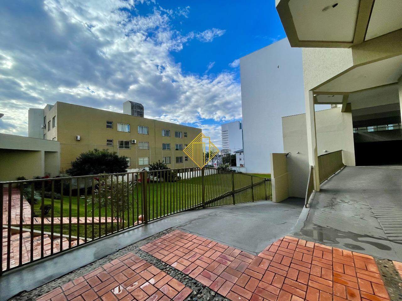 Apartamento para aluguel no Centro: 