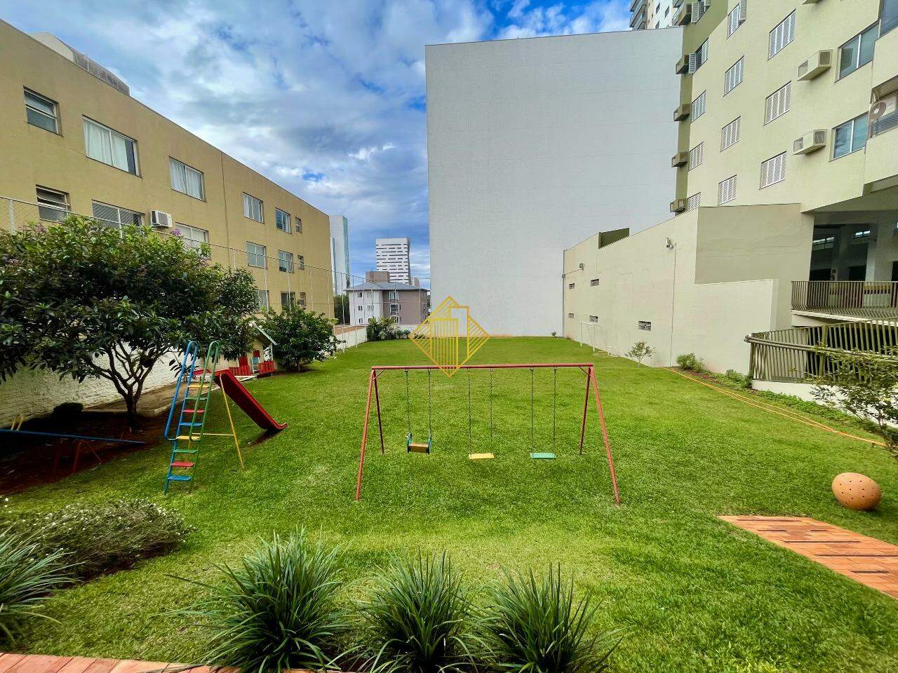 Apartamento para aluguel no Centro: 